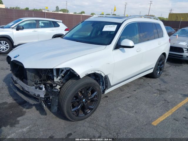 2021 BMW X7 5UXCW2C08M9G78386 Photo 1