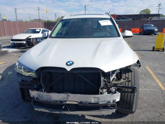 2021 BMW X7 5UXCW2C08M9G78386 Photo 5