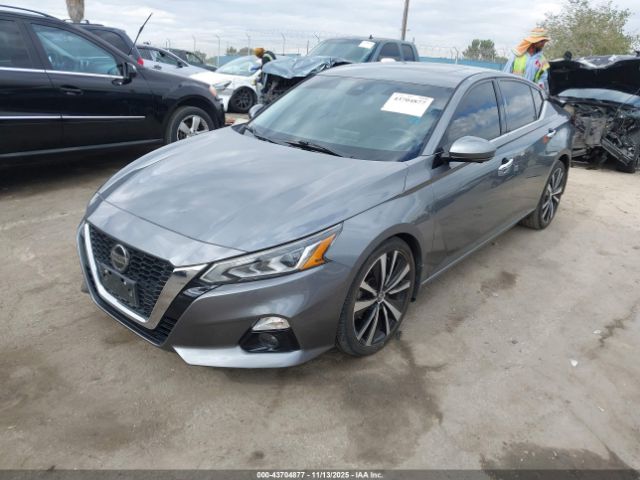 2019 NISSAN ALTIMA 1N4BL4FV1KC104627 Photo 1