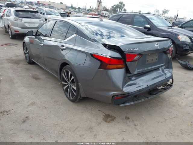 2019 NISSAN ALTIMA 1N4BL4FV1KC104627 Photo 2