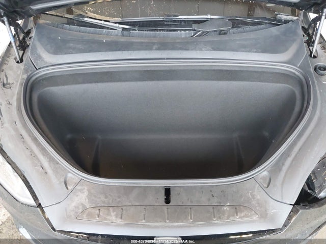 2024 TESLA MODEL X 7SAXCBE67RF457369 Photo 9