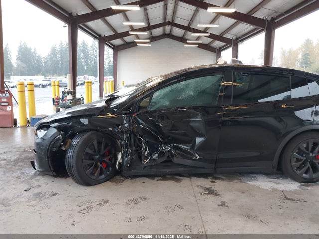 2024 TESLA MODEL X 7SAXCBE67RF457369 Photo 5
