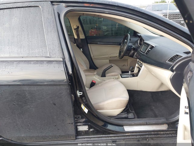 2017 MITSUBISHI LANCER JA32U2FUXHU014932 Photo 4