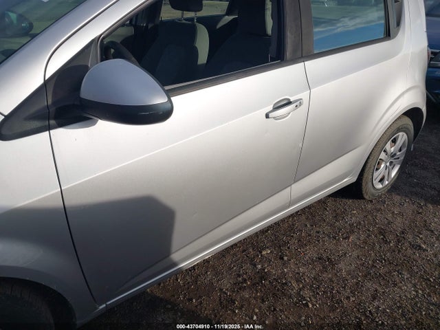 1G1JG6SB5L4129309 Chevrolet Sonic Fwd 1fl 5-door