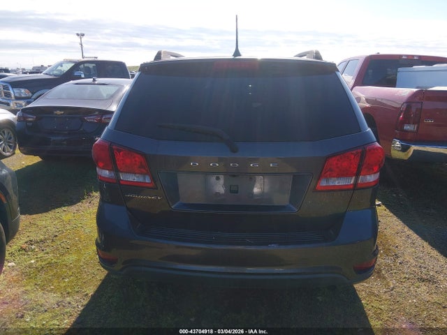 3C4PDCBB3KT835549 Dodge JOURNEY SE