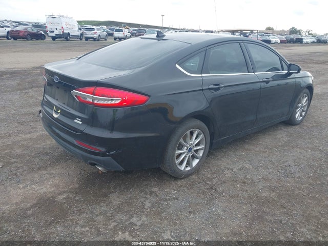 Ford FUSION SE 2020 3FA6P0HD9LR191747 Image 4