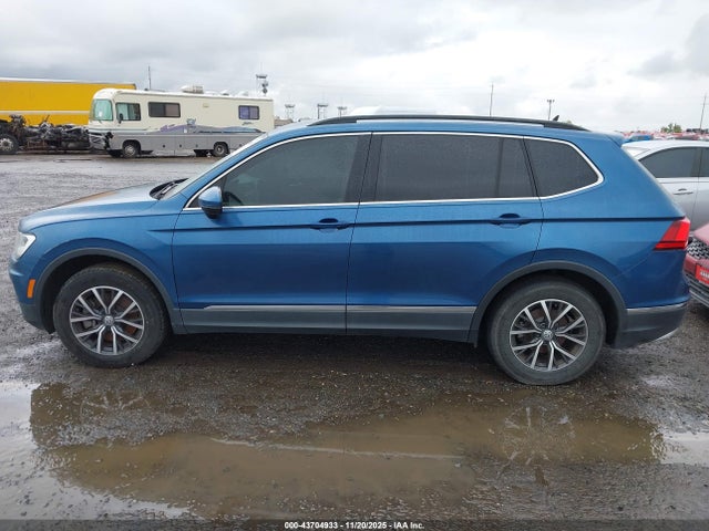 3VV2B7AXXLM081390 Volkswagen Tiguan 2.0t Se/2.0t Se R-line Black/2.0t Sel