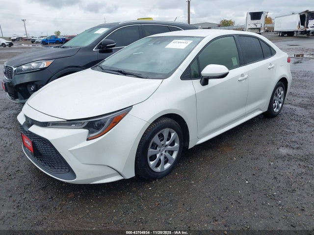 JTDEPRAE3LJ109650 Toyota COROLLA LE
