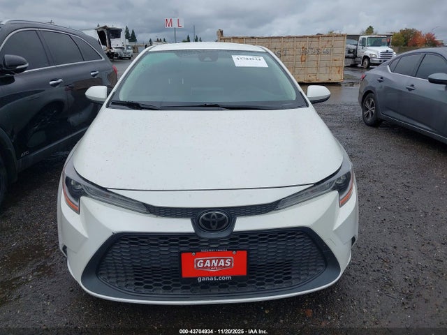 JTDEPRAE3LJ109650 Toyota COROLLA LE