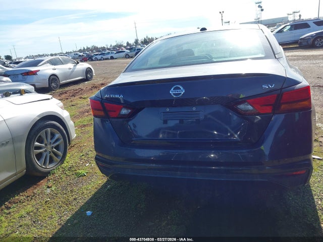 1N4BL4DV5NN359521 Nissan Altima Sv Fwd