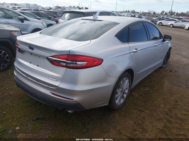 3FA6P0HD7KR243455 Ford FUSION SE