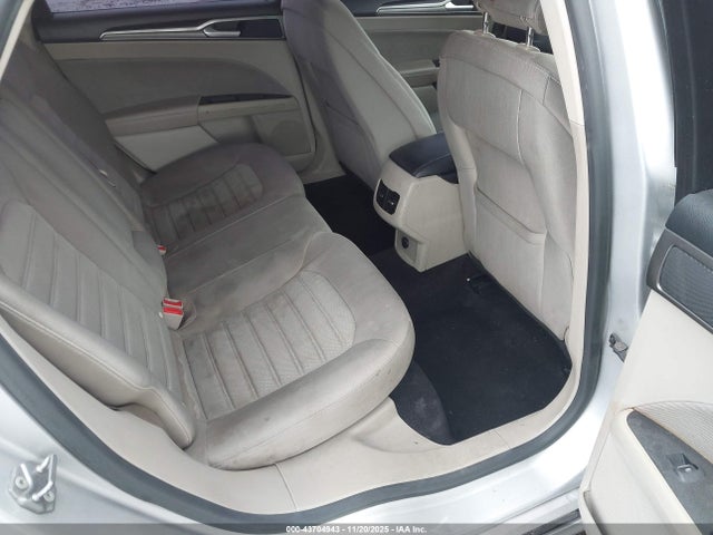 3FA6P0HD7KR243455 Ford FUSION SE