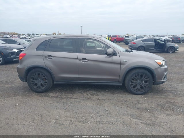 JA4AP3AU1JU018904 Mitsubishi Outlander Sport 2.0 Es/2.0 Le
