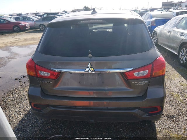 JA4AP3AU1JU018904 Mitsubishi Outlander Sport 2.0 Es/2.0 Le
