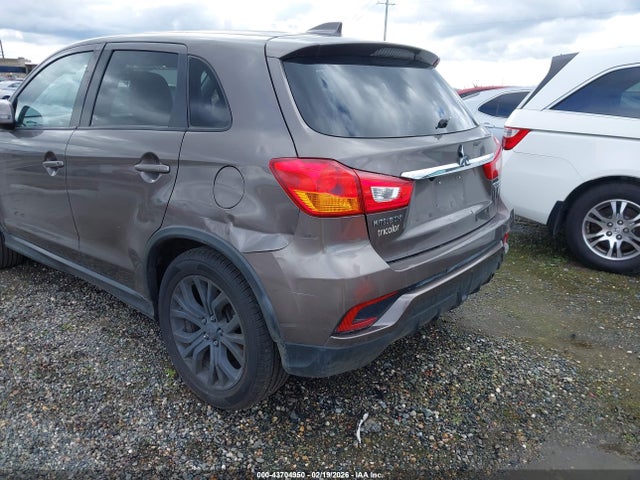 2018 MITSUBISHI OUTLANDER SPORT JA4AP3AU1JU018904 Photo 5