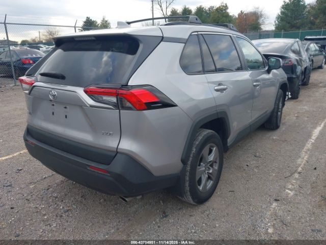 2022 TOYOTA RAV4 2T3W1RFVXNC183569 Photo 3