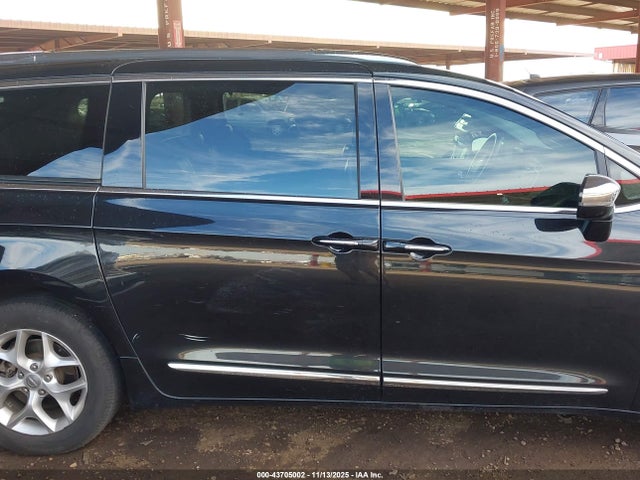 Chrysler Pacifica Limited 2020 2C4RC1GG6LR107331 Image 14