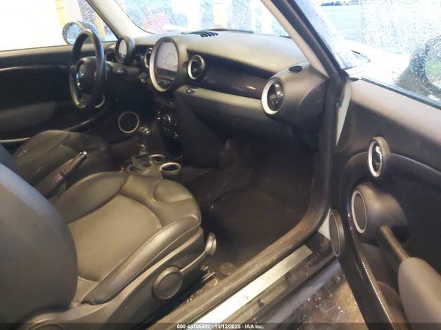 2012 MINI COOPER S CLUBMAN WMWZG3C55CTY38519 Photo 4