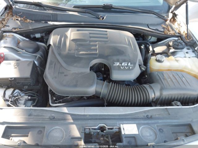 2017 CHRYSLER 300C 2C3CCAEG6HH646008 Photo 9