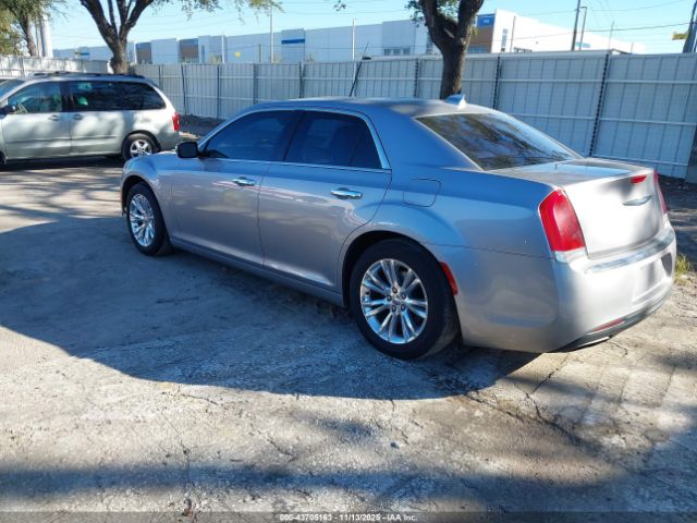 2017 CHRYSLER 300C 2C3CCAEG6HH646008 Photo 2