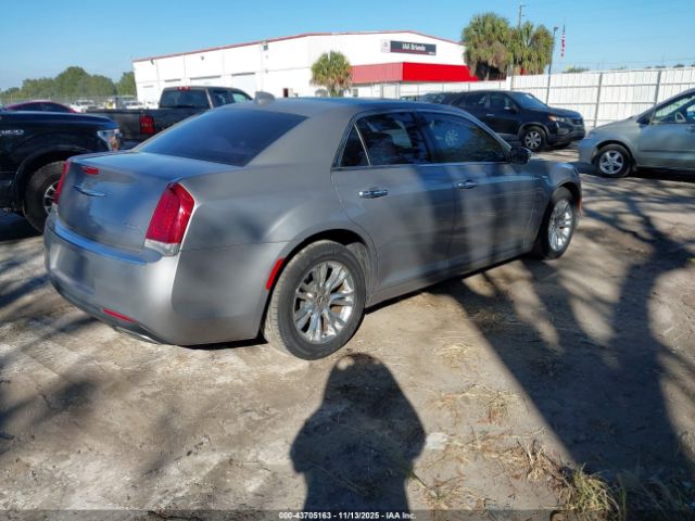 2017 CHRYSLER 300C 2C3CCAEG6HH646008 Photo 3