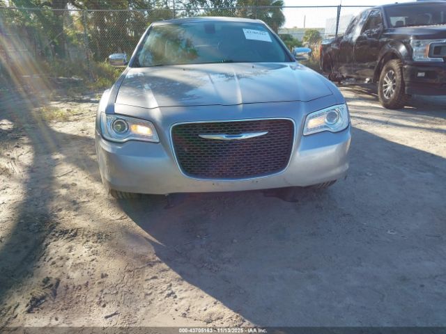 2017 CHRYSLER 300C 2C3CCAEG6HH646008 Photo 5