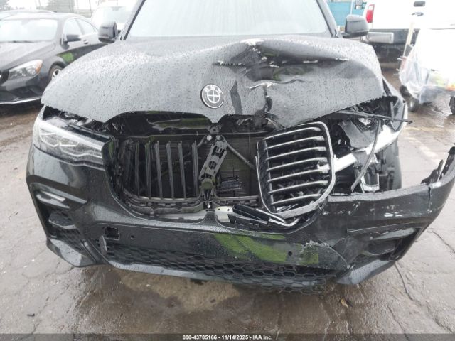 2022 BMW X7 5UXCW2C08N9J22397 Photo 5