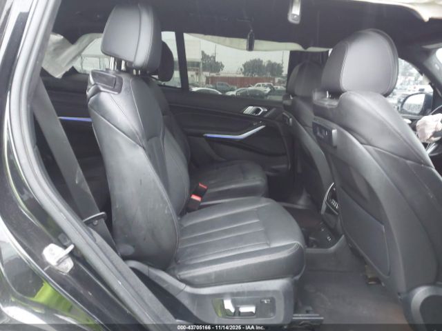 2022 BMW X7 5UXCW2C08N9J22397 Photo 7
