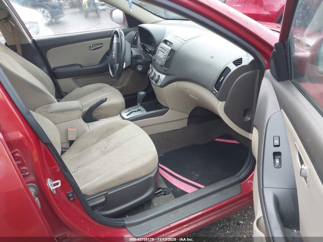 2010 HYUNDAI ELANTRA KMHDU4AD5AU910120 Photo 4