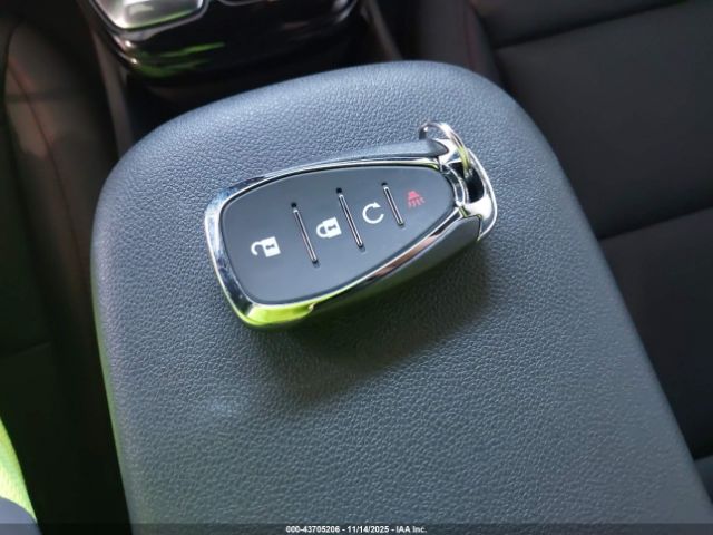 2025 CHEVROLET TRAX KL77LJEP6SC270091 Photo 10