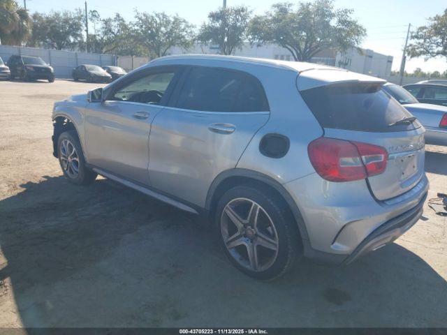 2015 MERCEDES-BENZ GLA 250 WDCTG4GB9FJ089913 Photo 2