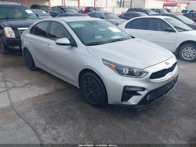 Aukcja sprzedaży 2019 Kia Forte Lxs, vin: 3KPF24AD1KE135267, numer aukcji: 43705263