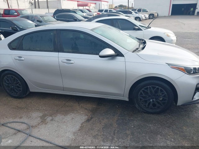Aukcja sprzedaży 2019 Kia Forte Lxs, vin: 3KPF24AD1KE135267, numer aukcji: 43705263