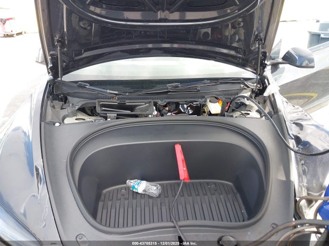 2025 TESLA MODEL 3 5YJ3E1EA7SF950530 Photo 9