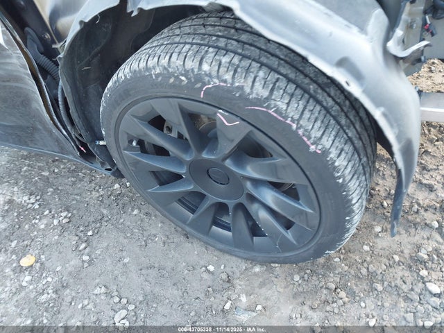 Продаж на аукціоні авто 2020 Tesla Model Y Long Range Dual Motor All-wheel Drive, vin: 5YJYGDEE1LF033167, номер лоту: 43705338