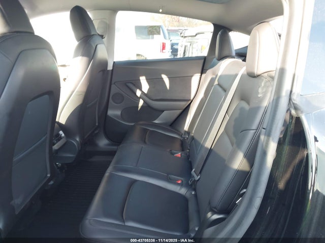 2020 TESLA MODEL Y 5YJYGDEE1LF033167 Photo 7