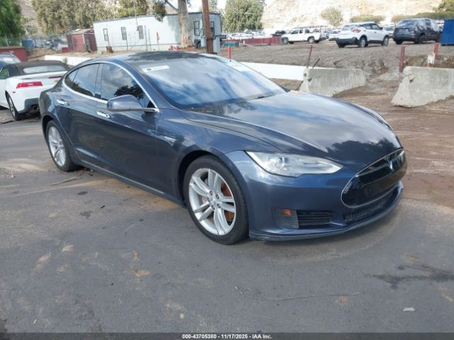 2015 TESLA MODEL S 5YJSA1E15FF105348