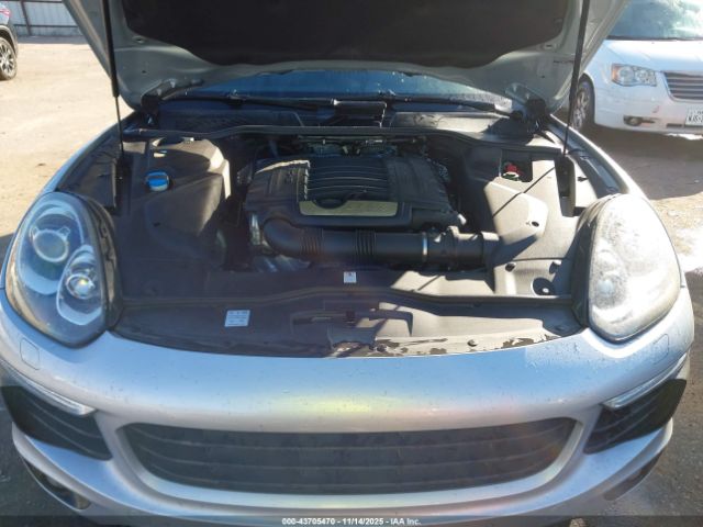 2017 PORSCHE CAYENNE WP1AA2A2XHKA82752 Photo 9