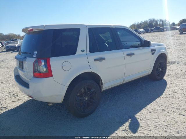 2010 LAND ROVER LR2 SALFR2BN0AH158239 Photo 3