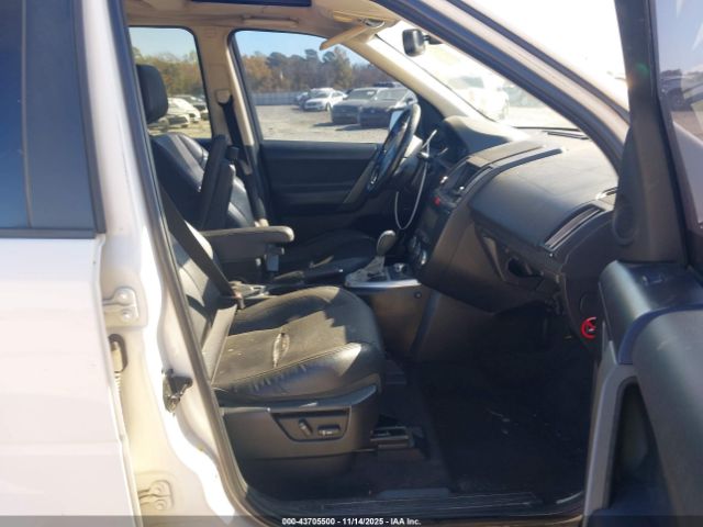 2010 LAND ROVER LR2 SALFR2BN0AH158239 Photo 4