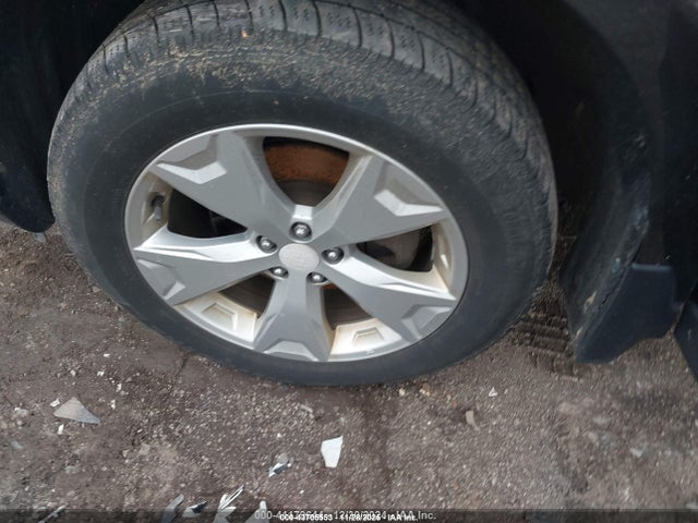 JF2SJABC5FH579467 Subaru Forester 2.5i