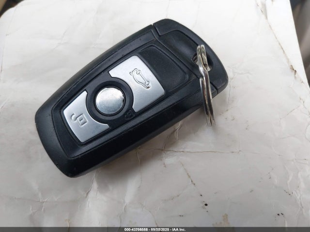 Продаж на аукціоні авто 2015 Bmw 328i Xdrive, vin: WBA3B5G53FNS11644, номер лоту: 43705555