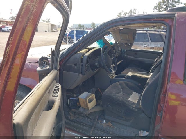 2002 Gmc Yukon Xl 1500 Sle მანქანა იყიდება აუქციონზე, vin: 1GKEC16Z12J192121, აუქციონის ნომერი: 43705588