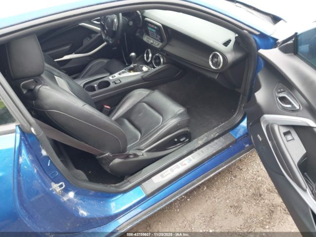 2017 CHEVROLET CAMARO 1G1FC1RX7H0128280 Photo 4