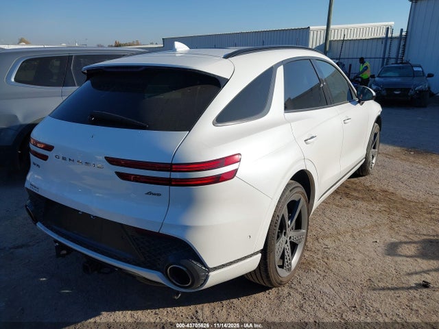 2023 GENESIS GV70 KMUMADTB7PU133793 Photo 3