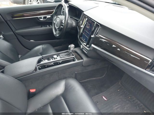 2018 VOLVO S90 LVY982MK5JP031138 Photo 4