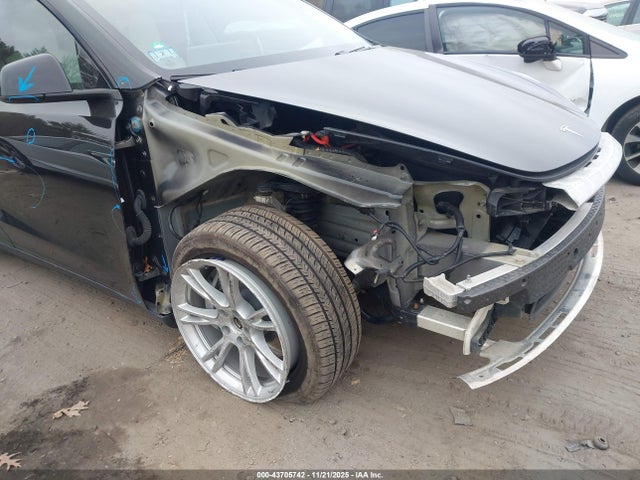 2021 TESLA MODEL Y 5YJYGDEE3MF068715 Photo 5
