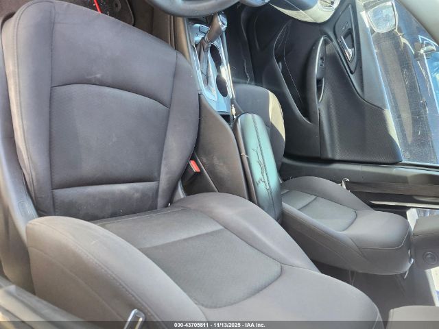 2017 CHEVROLET MALIBU 1G1ZE5ST2HF260866 Photo 4