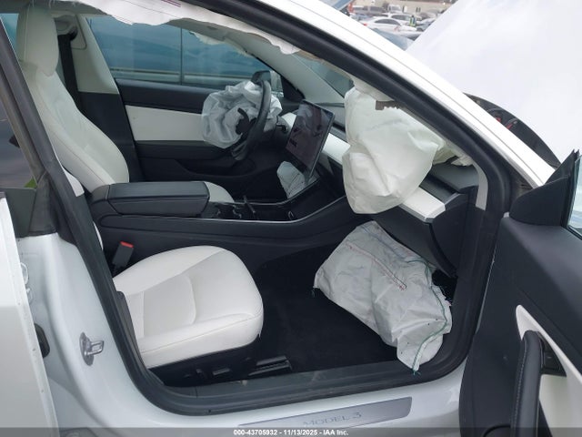 2019 TESLA MODEL 3 5YJ3E1EA3KF317989 Photo 4