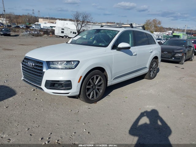 2019 AUDI Q7 WA1VAAF72KD025419 Photo 1
